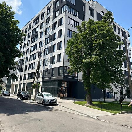 Люкс Апартаменти В Центрі Жк Театральний І Жк Шевченка Rivne Exteriér fotografie